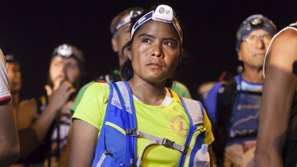 La corredora rarámuri Lorena Ramí­rez se retira de la ultramaratón en Canarias