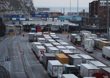 Bloqueos%20portuarios%20y%20desabastecimiento:%20Londres%20publica%20el%20escenario%20de%20un%20Brexit%20duro