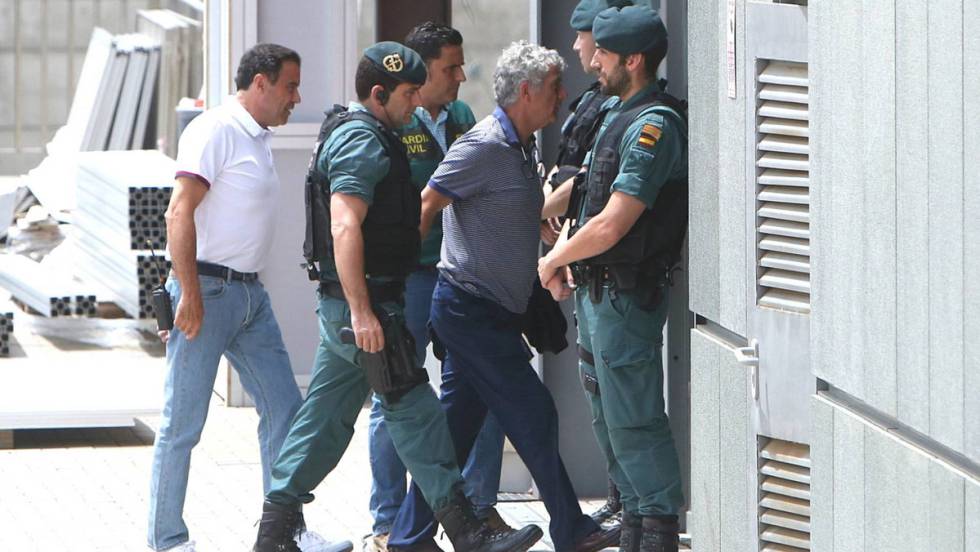 Prisión incondicional para Villar y su hijo 1500560875_815376_1500576975_noticia_fotograma