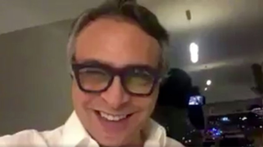 Turquía: Golpearon y detuvieron a diseñador por criticar al gobierno 1483451234 574938 1483453926 noticia fotograma - Turquía: Golpearon y detuvieron a diseñador por criticar al gobierno