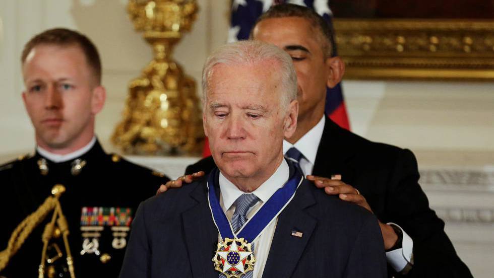 Obama condecora a Joe Biden con el máximo honor civil de EE UU | Estados  Unidos | EL PAÍS