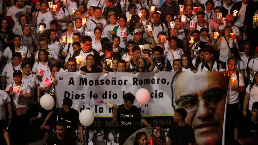 De obispo mártir a “San Romero de América” | Internacional | EL PAÍS