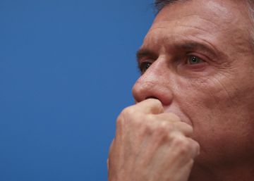 Macri congela combustível tentando reverter fracasso eleitoral