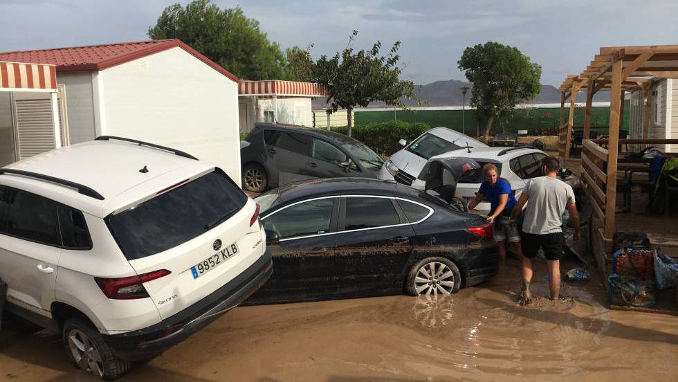 Quince minutos de pánico en el camping de Cabo de Gata 1568399805_212064_1568444198_noticia_fotograma